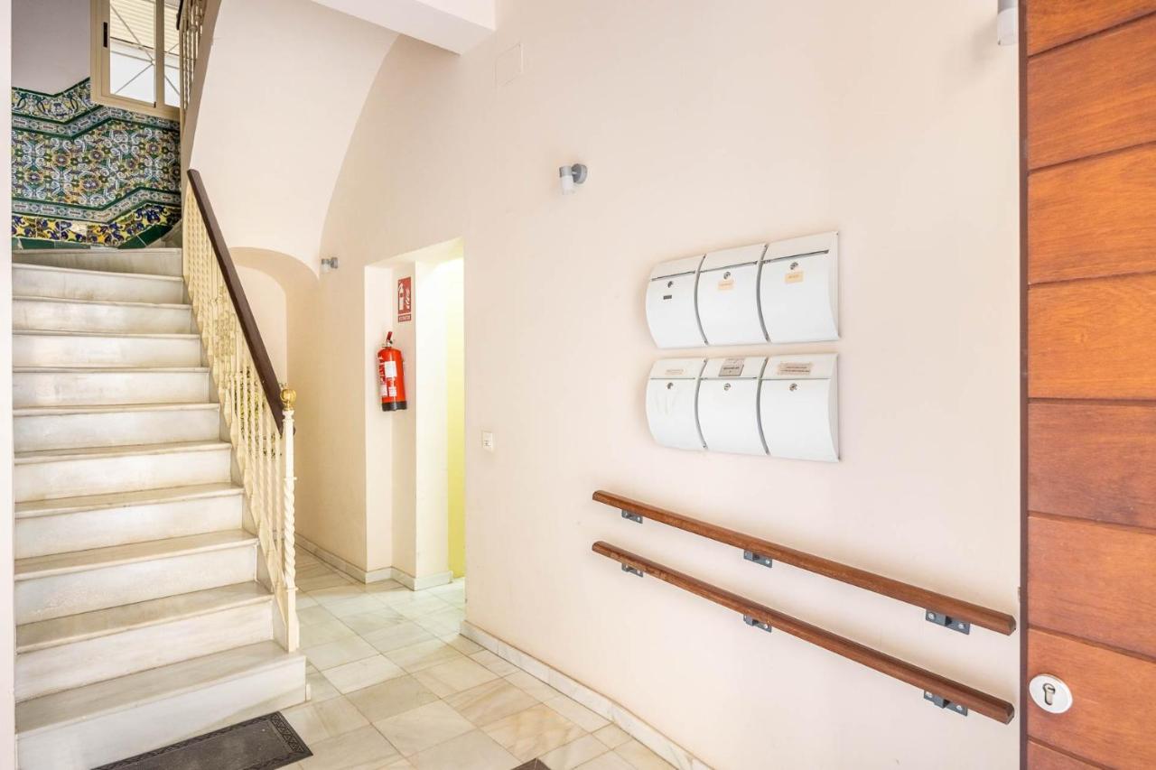 Apartamento Hercules - Vacacional Sevilla Sevilha Exterior foto