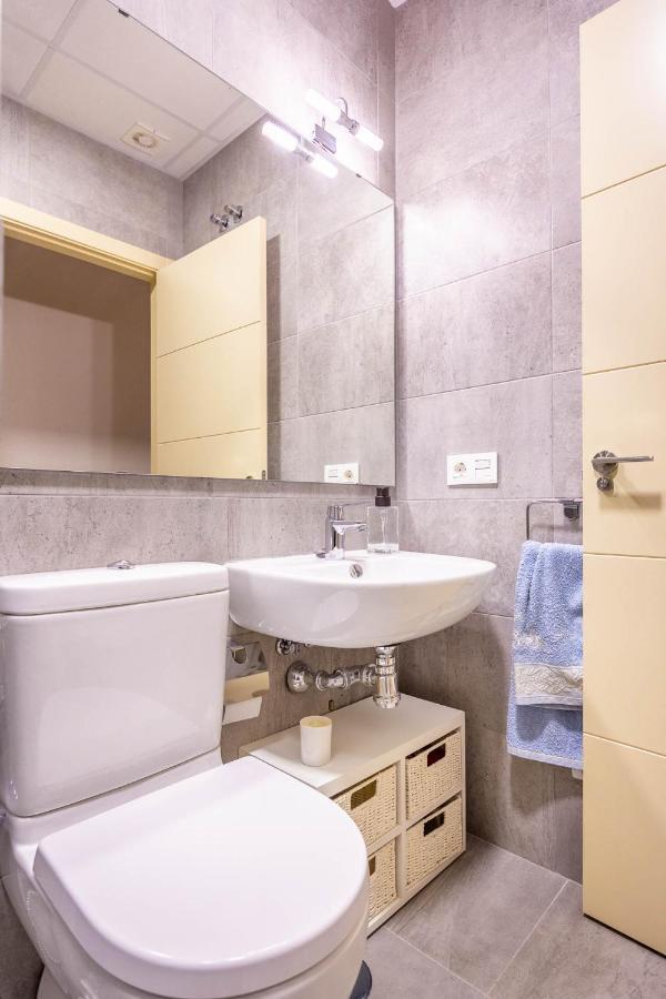 Apartamento Hercules - Vacacional Sevilla Sevilha Exterior foto